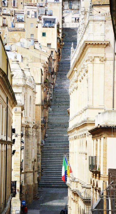 I Colori Della Sicilia Hotel Caltagirone Eksteriør billede